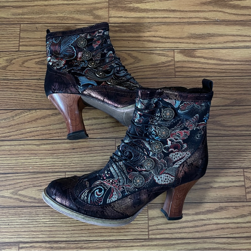 1920s flapper inspired brocade heeled boots size 38